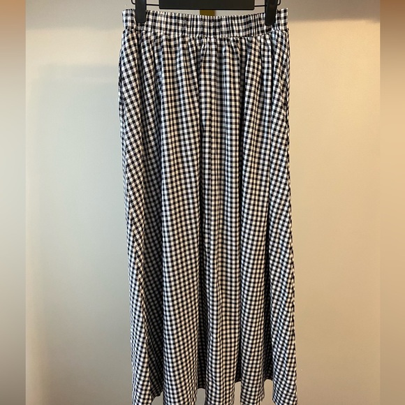 Gingham 2-Piece Set, Size Medium - Picture 7 of 8